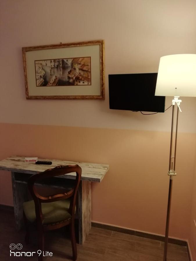 Ospitidelpero Bed & Breakfast Piozzo Exterior foto