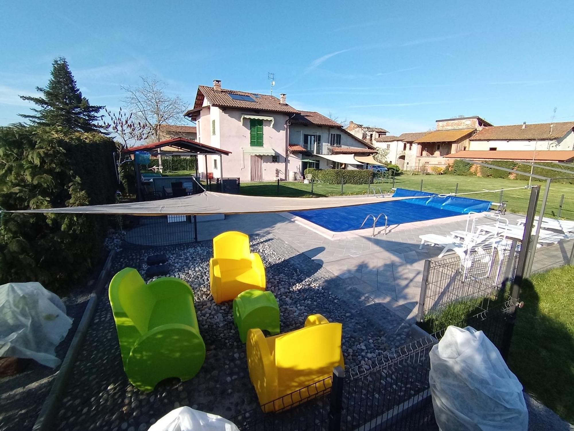 Ospitidelpero Bed & Breakfast Piozzo Exterior foto